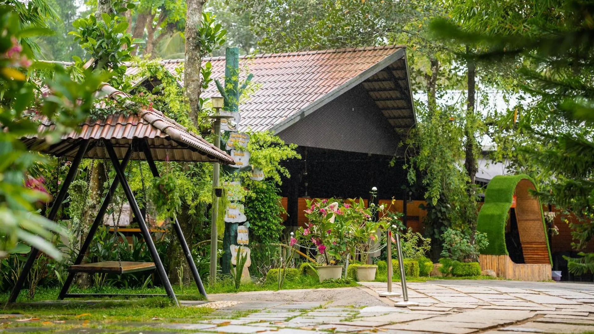 Kuruva Island Resort And Spa - By Kabini Breeze, Wayanad Mananthavady 3*,  India